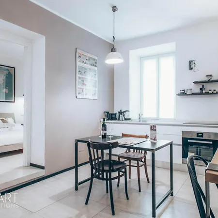 Restart Accommodations Aldobrandini E Sciarra Rome Exterior photo