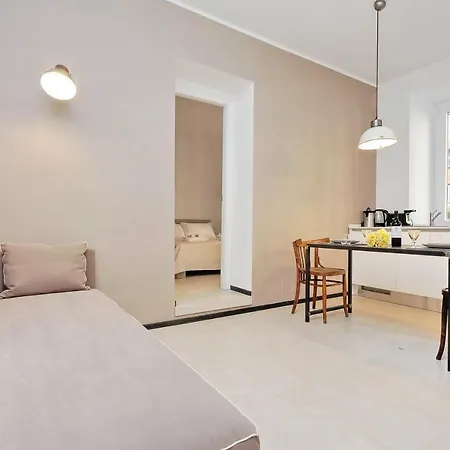 Restart Accommodations Aldobrandini E Sciarra Rome Exterior photo